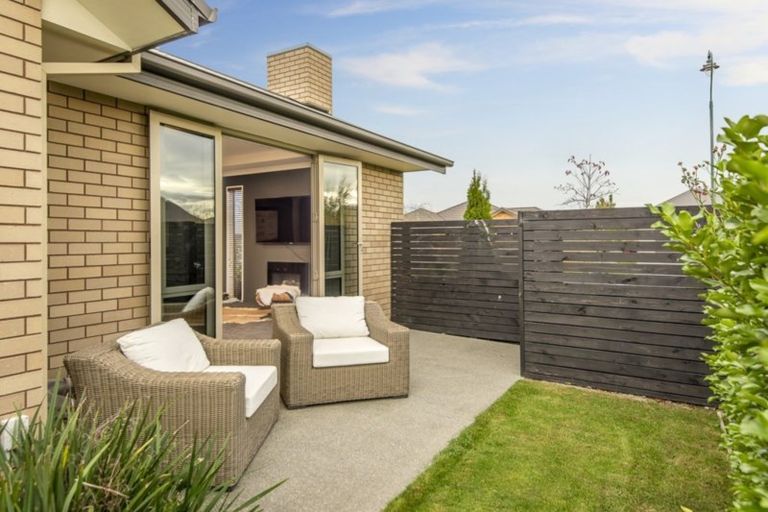 Photo of property in 30 Globe Bay Drive, Templeton, Christchurch, 8042