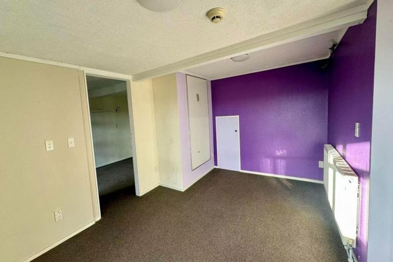 Photo of property in 57 Maupuia Road, Maupuia, Wellington, 6022