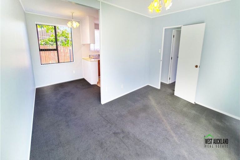 Photo of property in 1/67 Luanda Drive, Ranui, Auckland, 0612