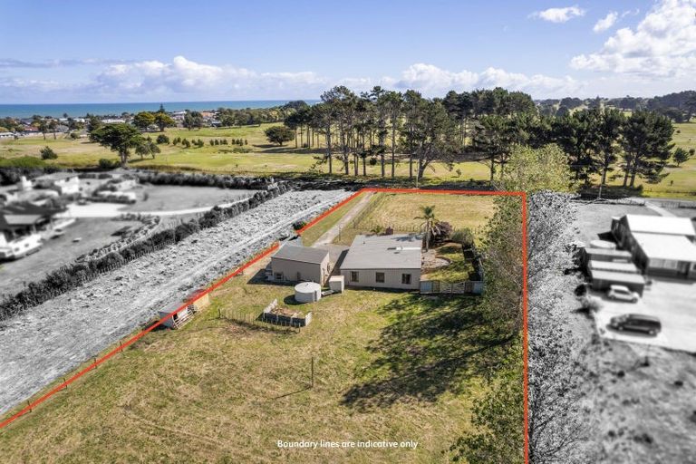 Photo of property in 36 Waitai Street, Castlecliff, Whanganui, 4501