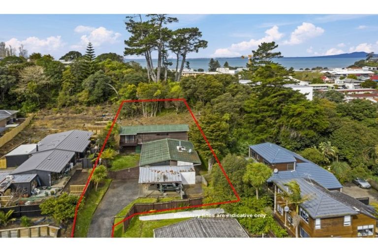 Photo of property in 789a Beach Road, Browns Bay, Auckland, 0630