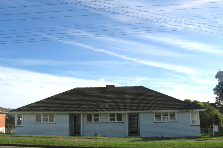 Photo of property in 15a-b Astrolabe Street, Cannons Creek, Porirua, 5024