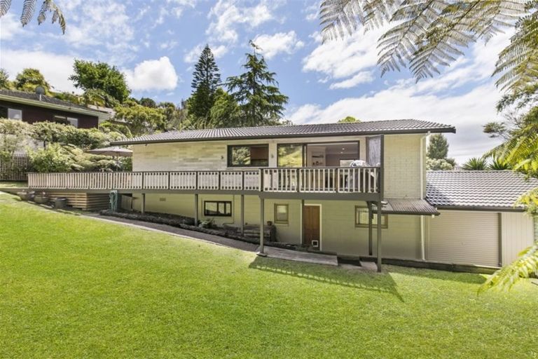 Photo of property in 6 Menear Lane, Hillcrest, Auckland, 0627