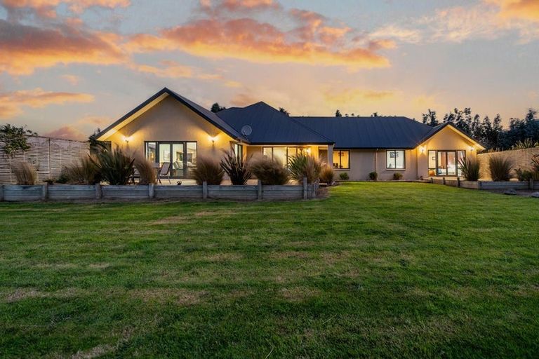 Photo of property in 121 Mason Road, Seaward Bush, Invercargill, 9871