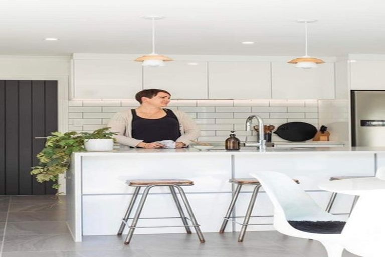 Photo of property in 39 Watkins Drive, Rangiora, 7400