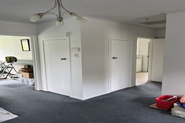 Photo of property in 1/195 Godley Road, Titirangi, Auckland, 0604