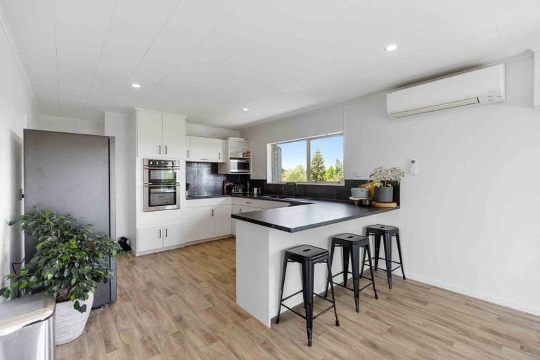 Photo of property in 91 Tamatea Road, Taupo, 3330