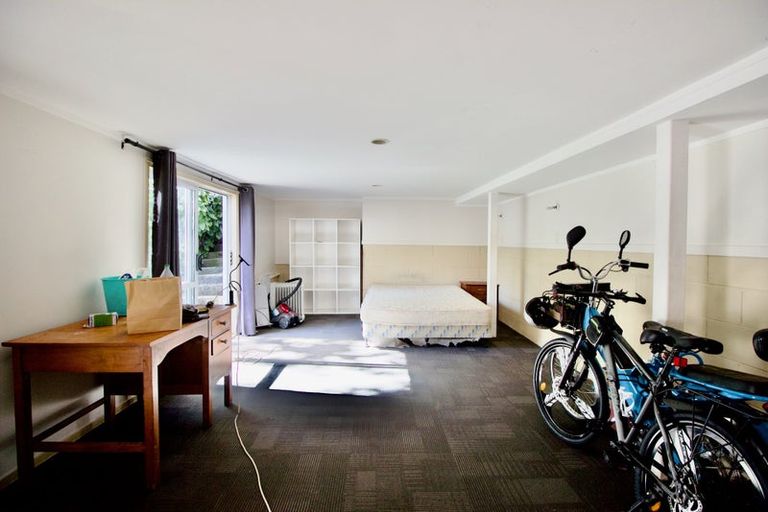 Photo of property in 5 Norman Road, Titirangi, Auckland, 0604