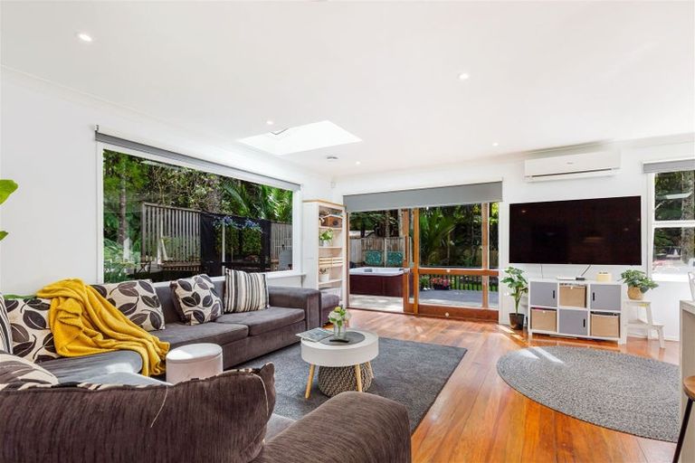 Photo of property in 307 Huia Road, Titirangi, Auckland, 0604