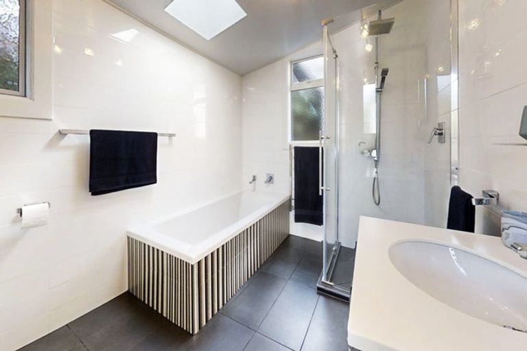 Photo of property in 12 Rossiter Crescent, Lynmouth, New Plymouth, 4310