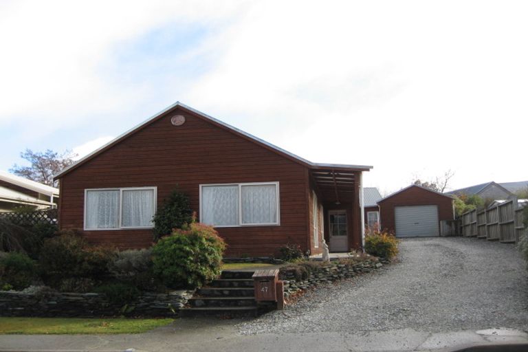 Photo of property in 47 Remarkables Crescent, Frankton, Queenstown, 9300