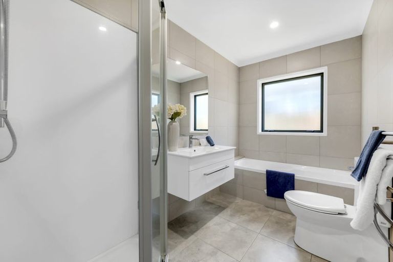 Photo of property in 5 Park Chester Road, Pukekohe, 2120