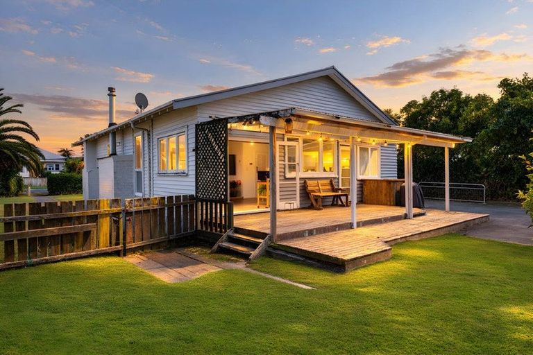 Photo of property in 138 Hakanoa Street, Huntly, 3700