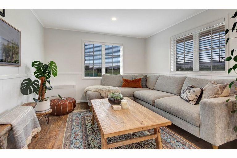 Photo of property in 167 Leslies Road, Cust, Rangiora, 7471