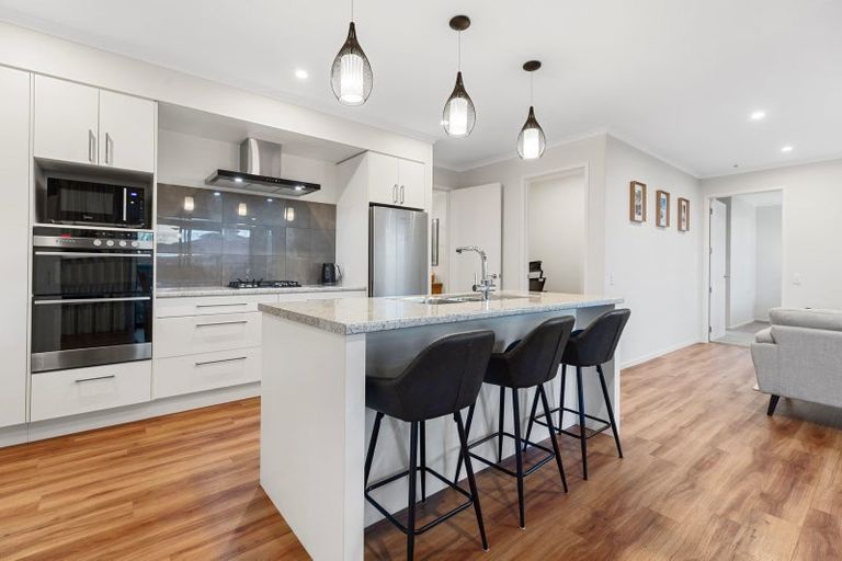 Photo of property in 6 Damien Place, Ohauiti, Tauranga, 3112