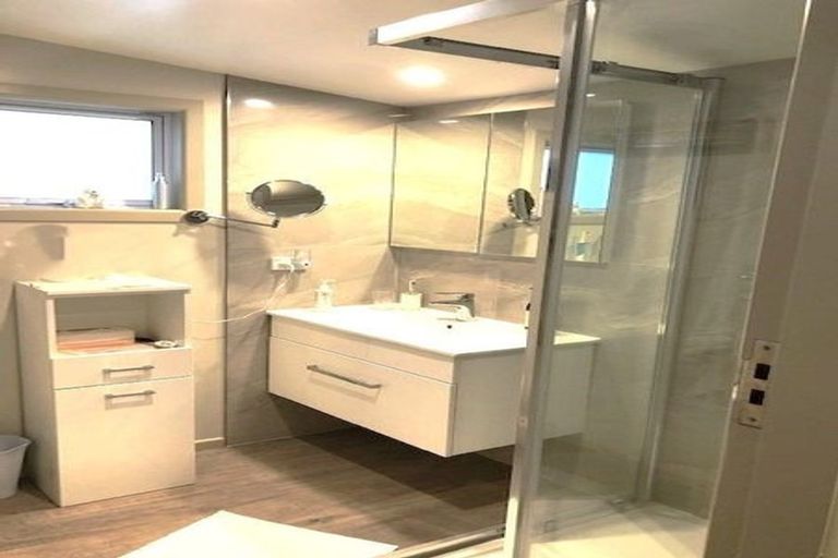 Photo of property in 102 East Street, Greytown, 5712