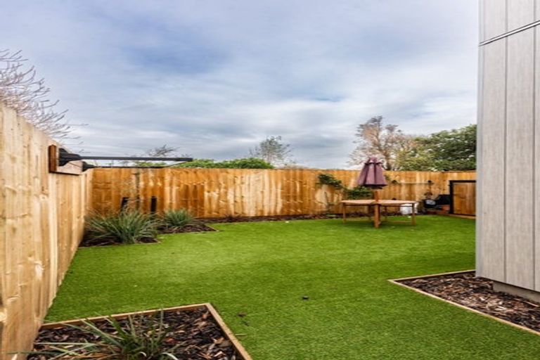 Photo of property in 32/180 Marine Parade, New Brighton, Christchurch, 8083