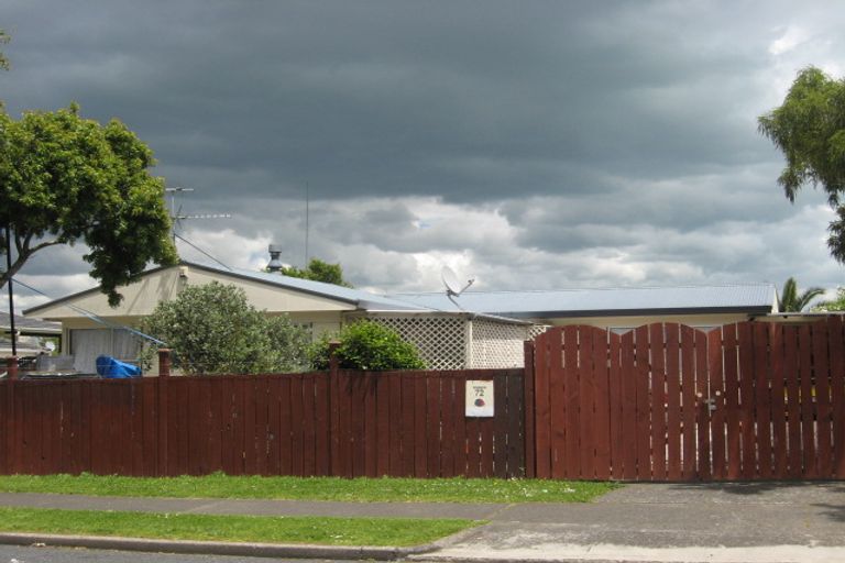 Photo of property in 72 Rowandale Avenue, Manurewa, Auckland, 2102