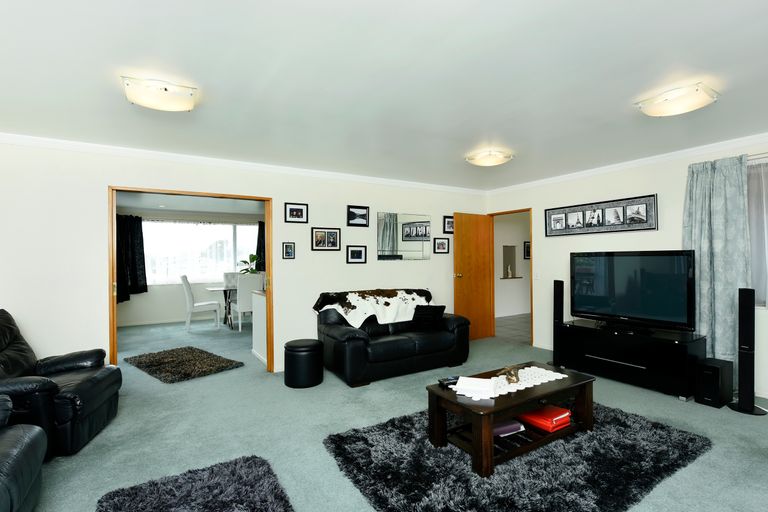 Photo of property in 1 Crescent Street, Richmond, 7020