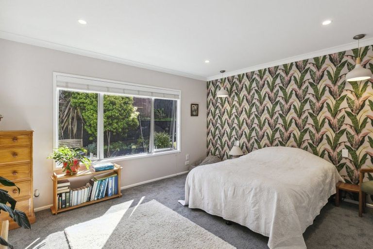 Photo of property in 38 Rajkot Terrace, Broadmeadows, Wellington, 6035