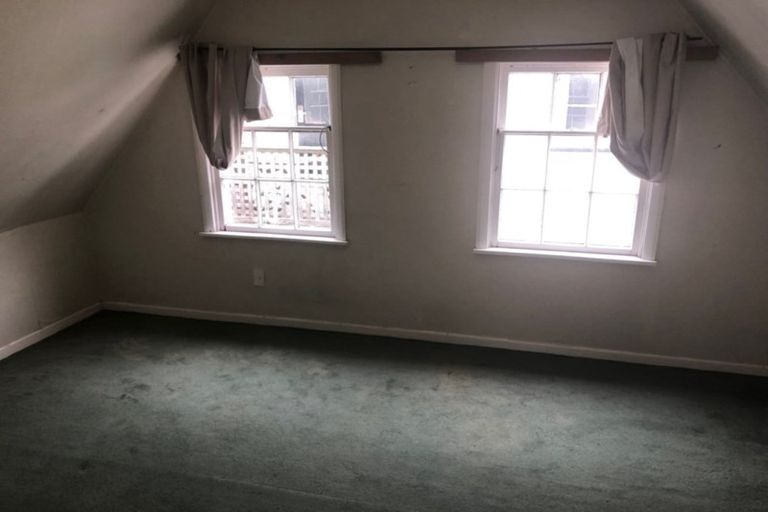 Photo of property in 212 The Terrace, Wellington Central, Wellington, 6011