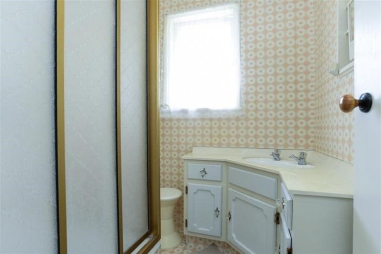 Photo of property in 42 Barker Road, Marewa, Napier, 4110