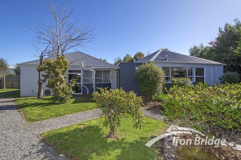 Photo of property in 1/59a Quinns Road, Shirley, Christchurch, 8013