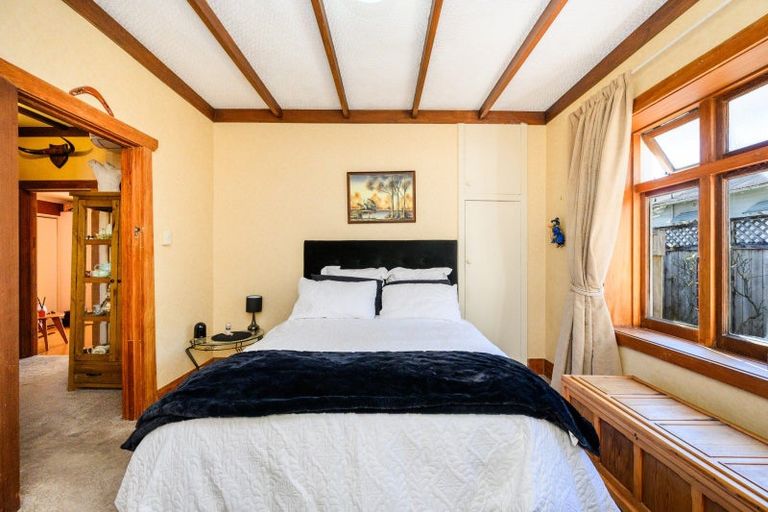 Photo of property in 24 Matipo Street, Takaro, Palmerston North, 4410