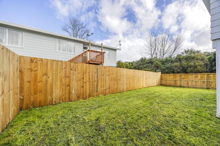 Photo of property in 1/50 Borich Road, Sunnyvale, Auckland, 0612