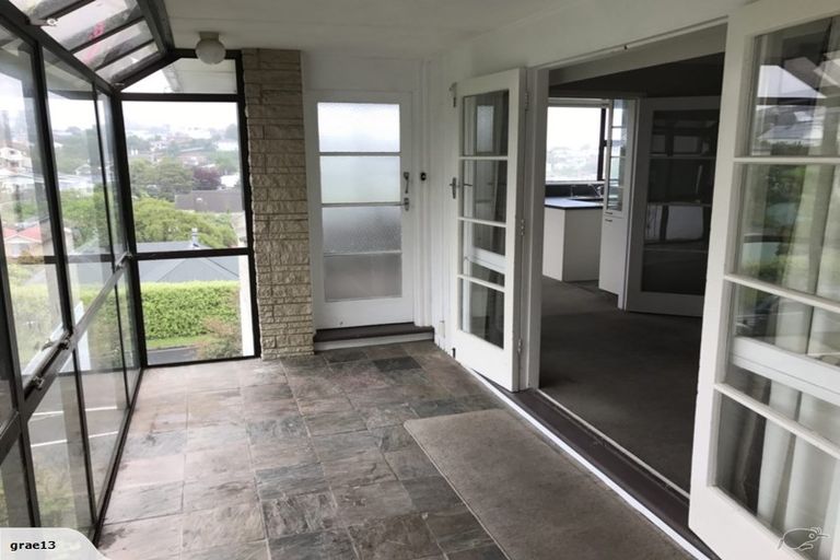 Photo of property in 17 Springhill Road, Mornington, Dunedin, 9011