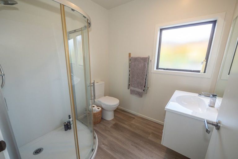 Photo of property in 6 Sunrise Place, Cable Bay, 0420