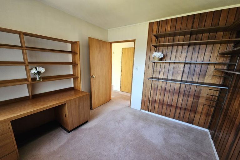 Photo of property in 1/979 Beach Road, Torbay, Auckland, 0630