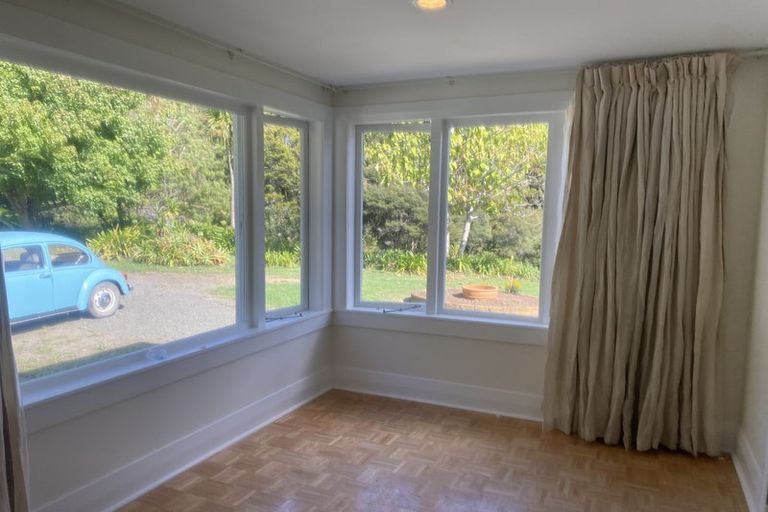 Photo of property in 408 Mangakura Road, Helensville, 0875