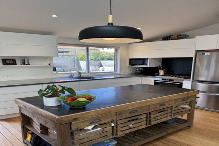 Photo of property in 355b Maunganui Road, Mount Maunganui, 3116