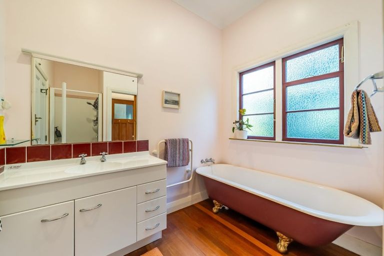 Photo of property in 34 Jefferson Street, Brooklyn, Wellington, 6021