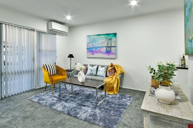 Photo of property in 1/12 Reagan Road, Manukau, Auckland, 2025