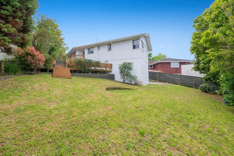 Photo of property in 14 Orton Street, Glenfield, Auckland, 0627