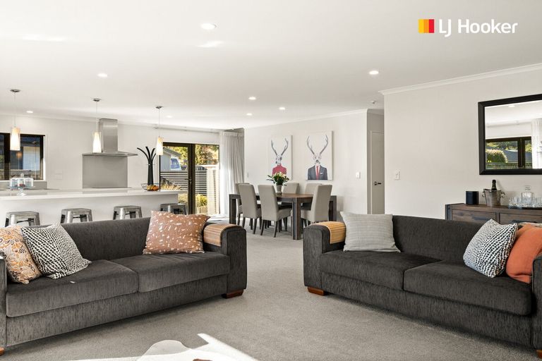 Photo of property in 299 Gladstone Road North, Mosgiel, 9092