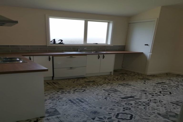 Photo of property in 42 Burlington Street, Sydenham, Christchurch, 8023