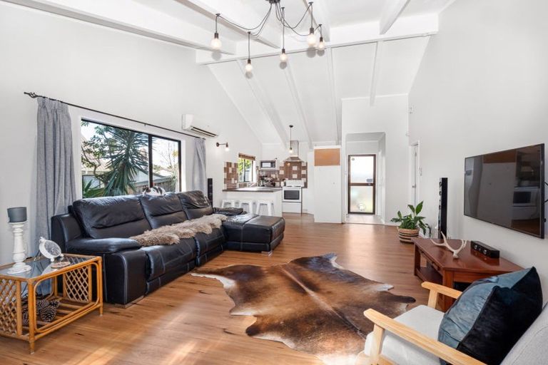 Photo of property in 68a Hartford Avenue, Papamoa Beach, Papamoa, 3118