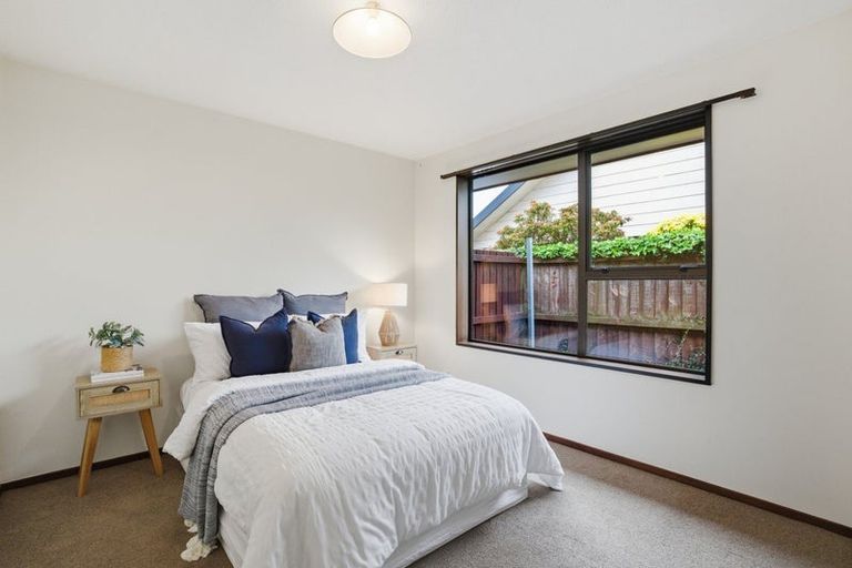 Photo of property in 2/119 Reynolds Avenue, Bishopdale, Christchurch, 8053