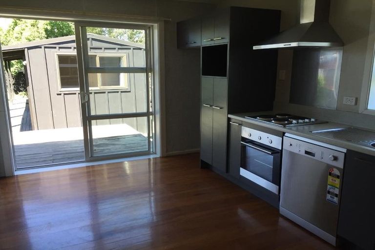 Photo of property in 54 Peer Street, Upper Riccarton, Christchurch, 8041