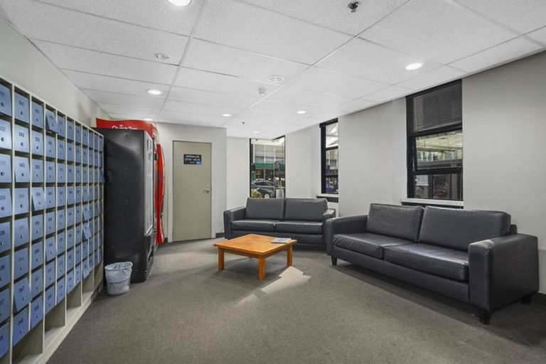 Photo of property in Stafford House, 11/38b The Terrace, Wellington Central, Wellington, 6011
