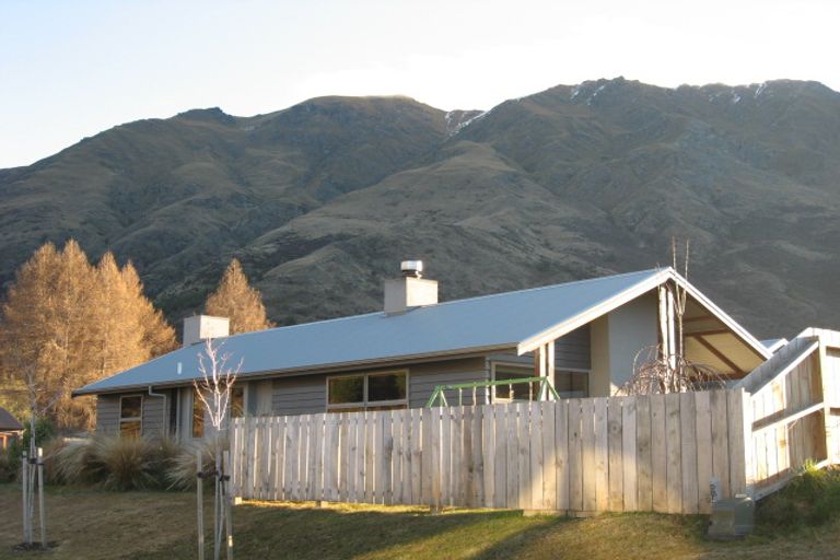 Photo of property in 8 Mathias Terrace, Arthurs Point, Queenstown, 9371