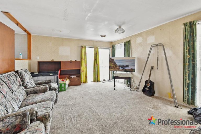 Photo of property in 22 Caringbah Drive, Papatoetoe, Auckland, 2025