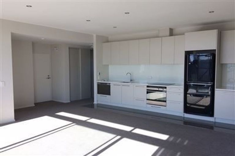 Photo of property in 26 Springfield Road, Saint Albans, Christchurch, 8014