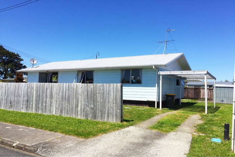 Photo of property in 2/88 Cargill Street, Papakura, 2110
