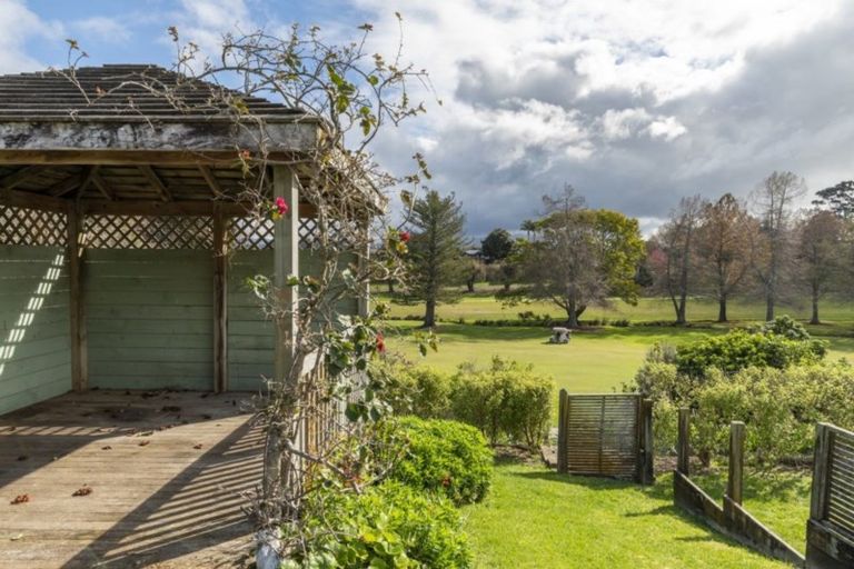 Photo of property in 25 Links View Drive, Omokoroa, 3114