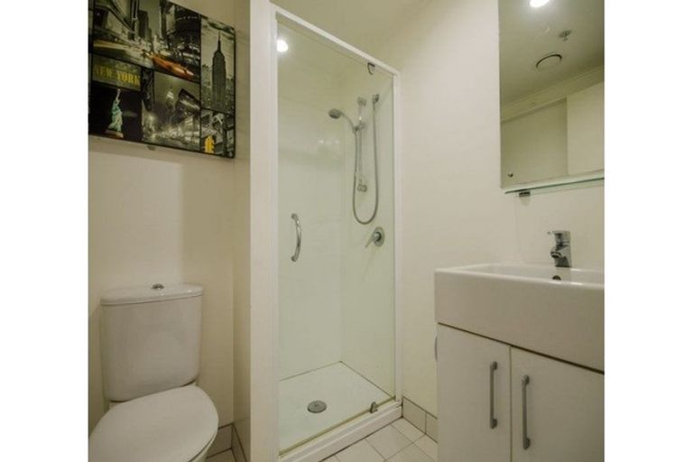 Photo of property in Waldorf Bankside Apartments, 12c/8 Bankside Street, Auckland Central, Auckland, 1010