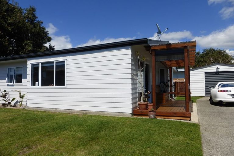Photo of property in 126a Mayfair Avenue, Whangamata, 3620